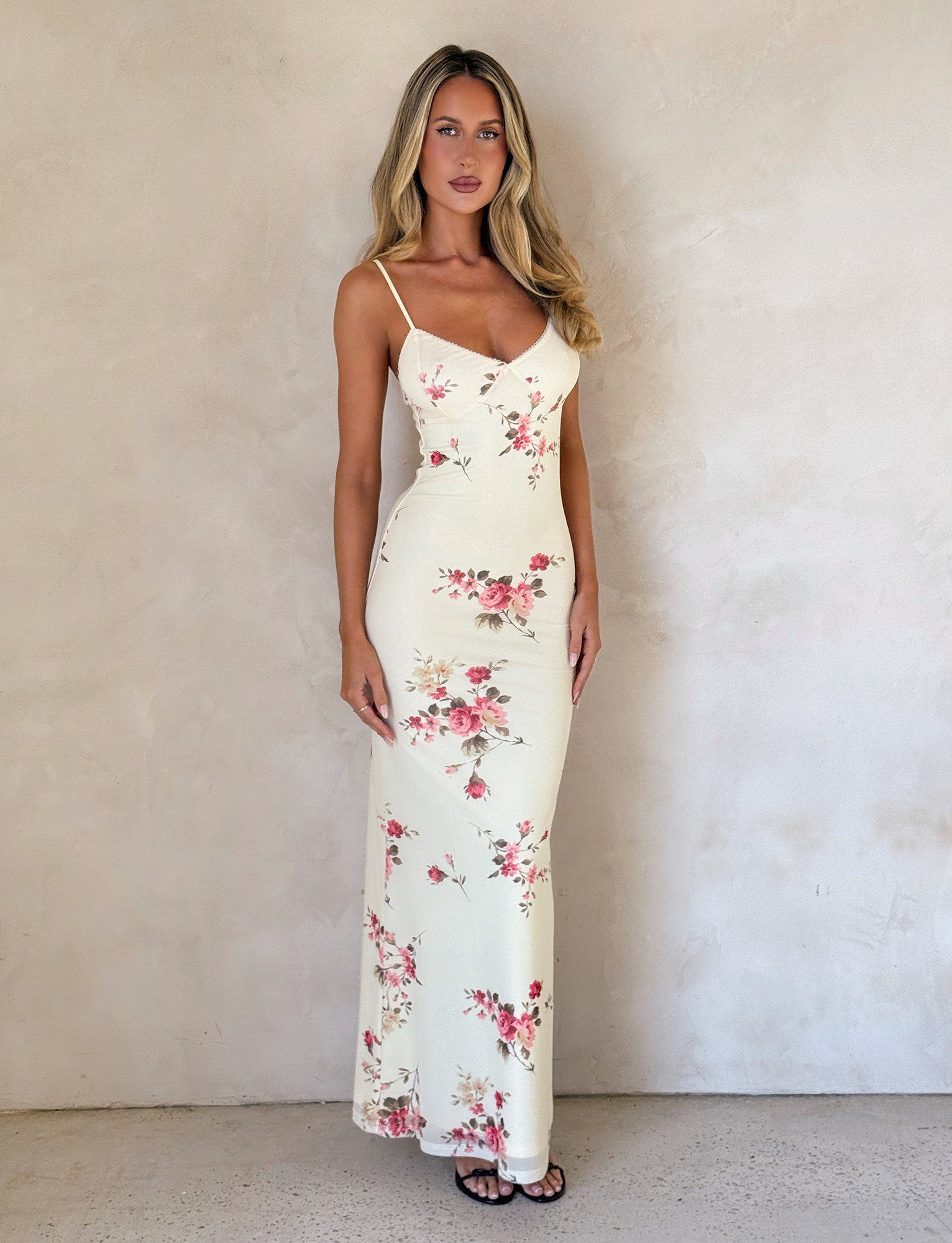 TM136622_JULIANA_DRESS_MACROFLORAL_1 JULIANNA DRESS - YELLOW : MACRO FLORAL : POP FLORAL - Image 1