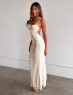 OPHELIA MAXI DRESS - CREAM - Image 4